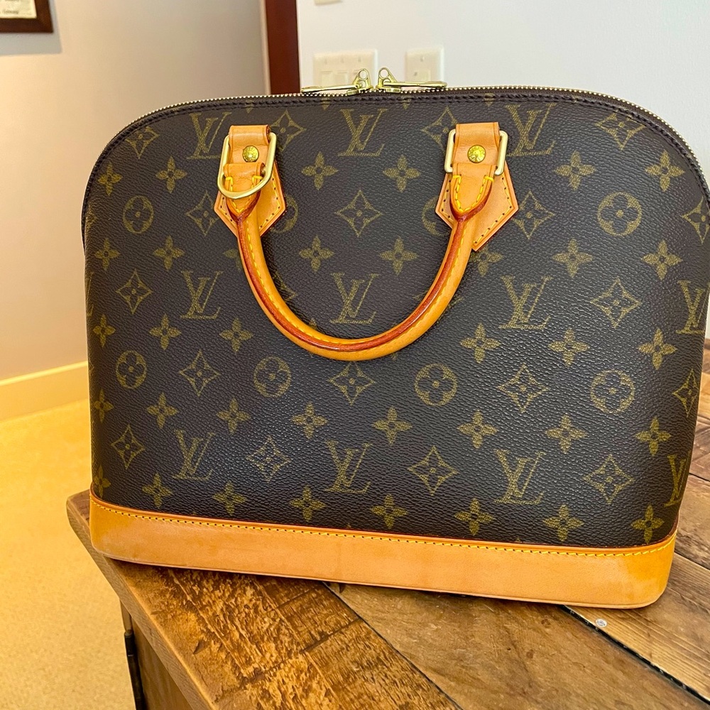 Louis Vuitton Alma bag